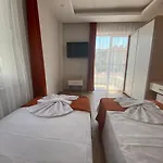 Kent Hotel 2*